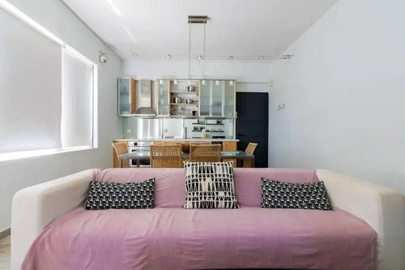 1bedroom house in the city center with great view