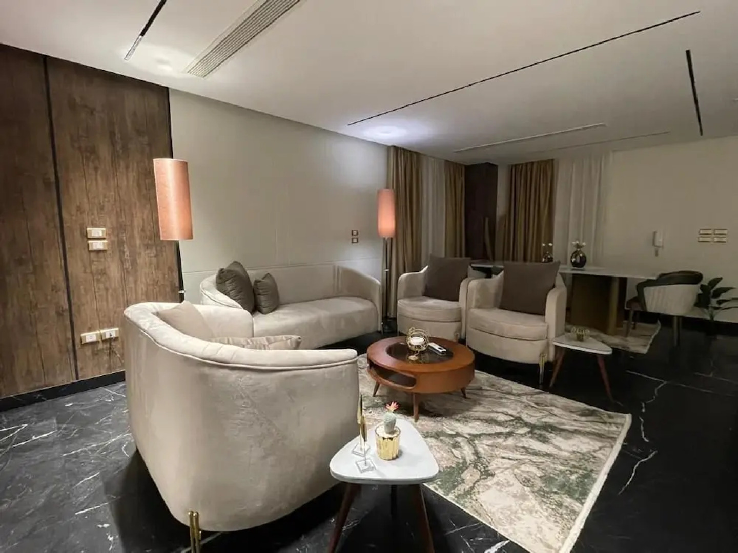 Villa in palm hills-the crown