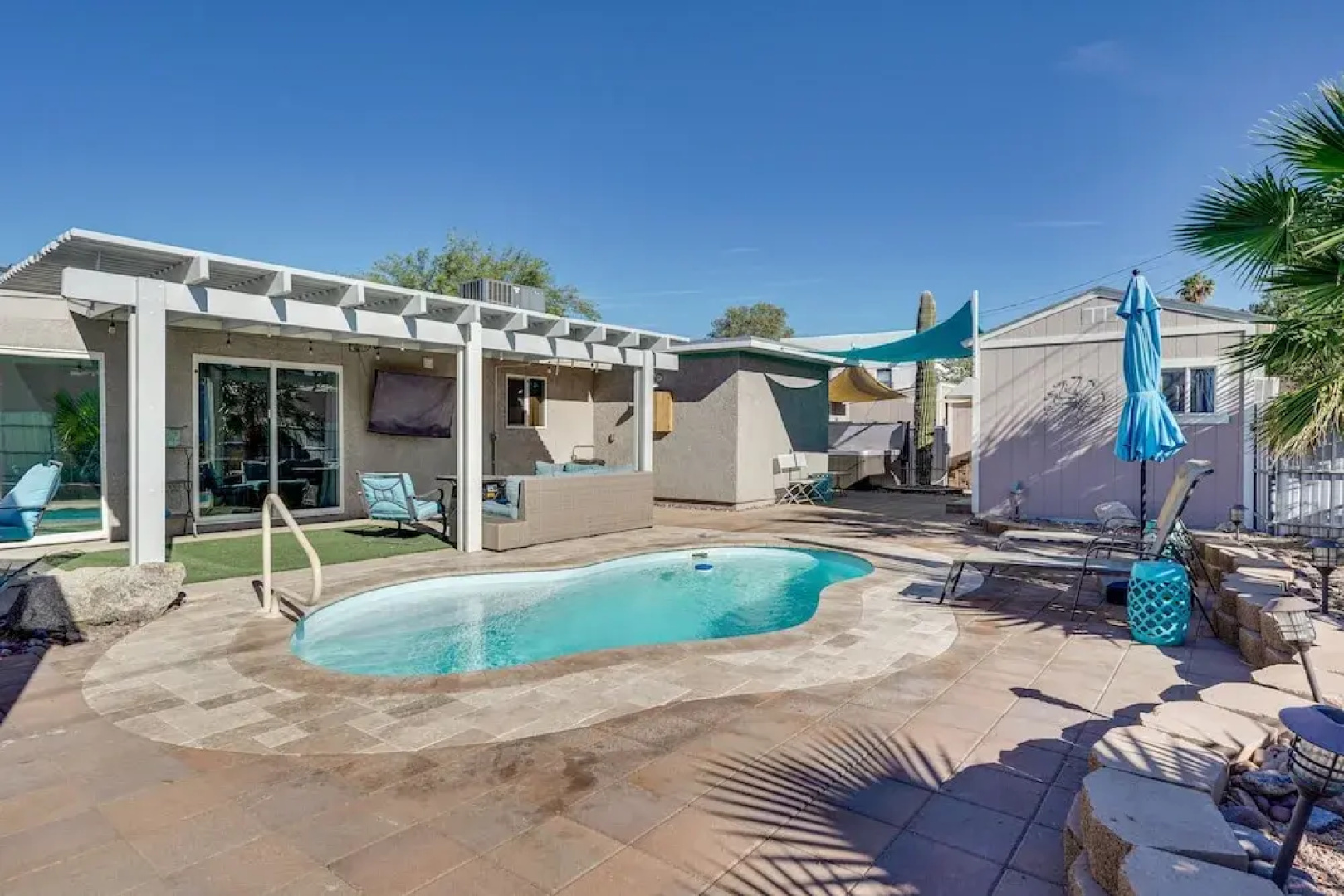 Lake Havasu Getaway w/ Private Pool & Hot Tub