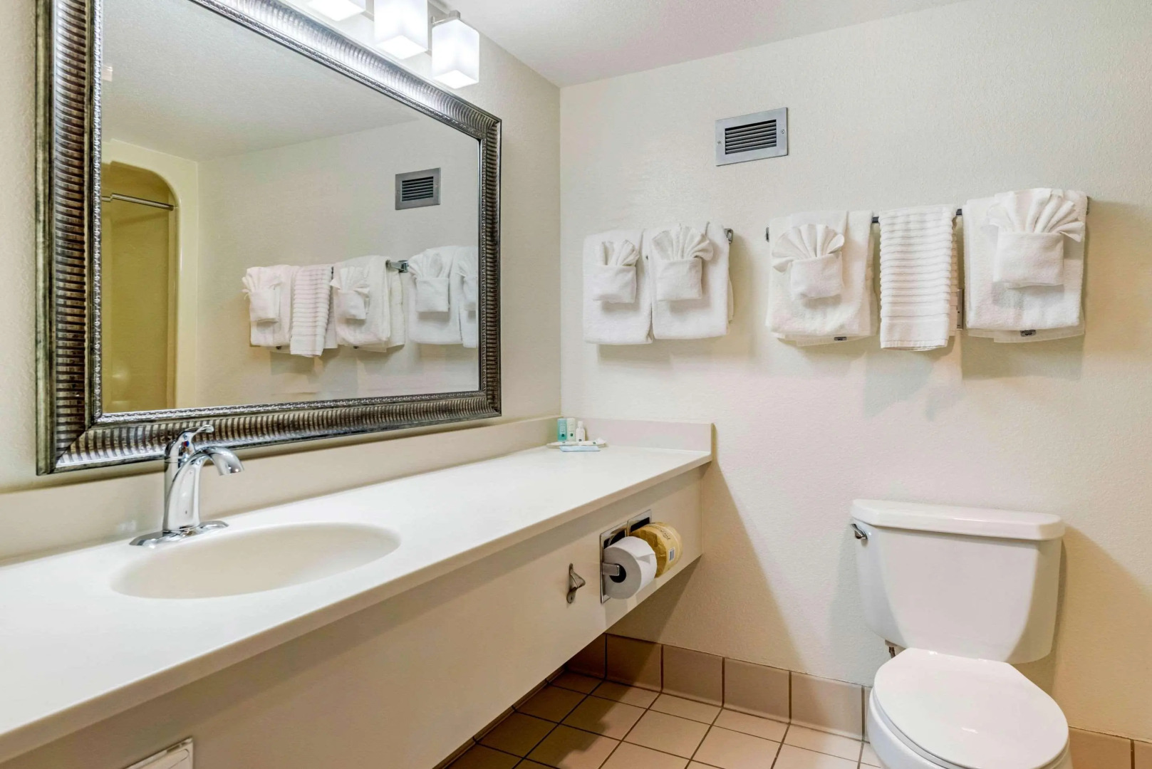 Quality Inn & Suites Zanesville City Center