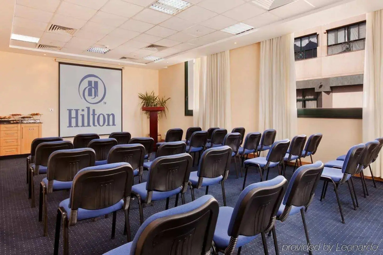 Hilton Pyramids Golf