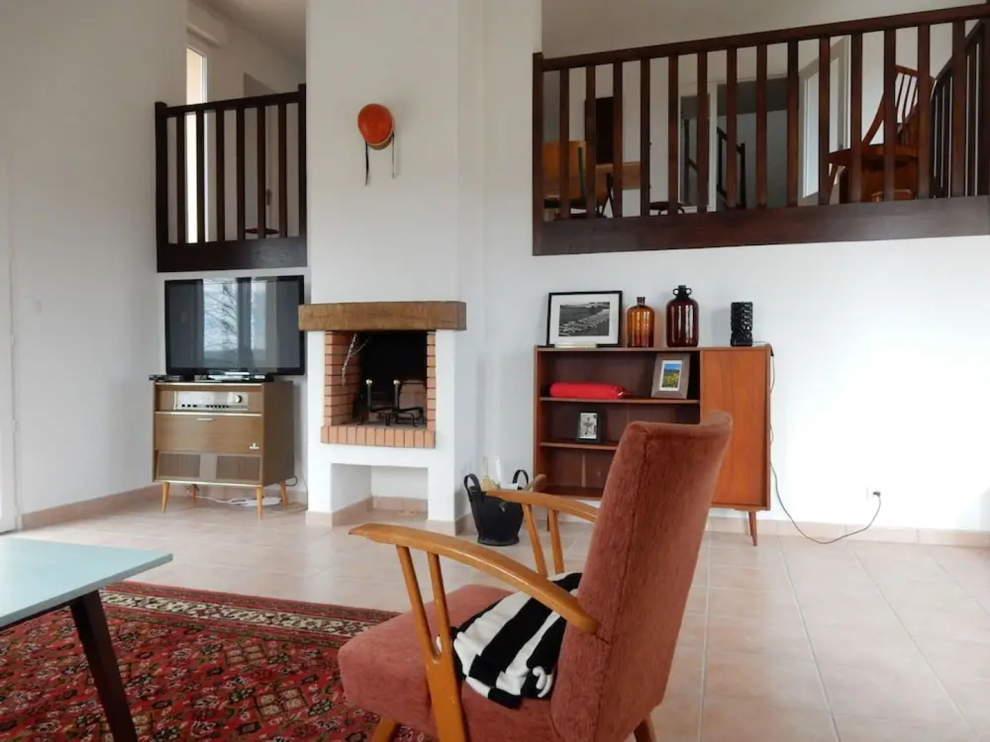 Beautifully Located Holiday Villa With Private Swimming Pool and Lovely View!