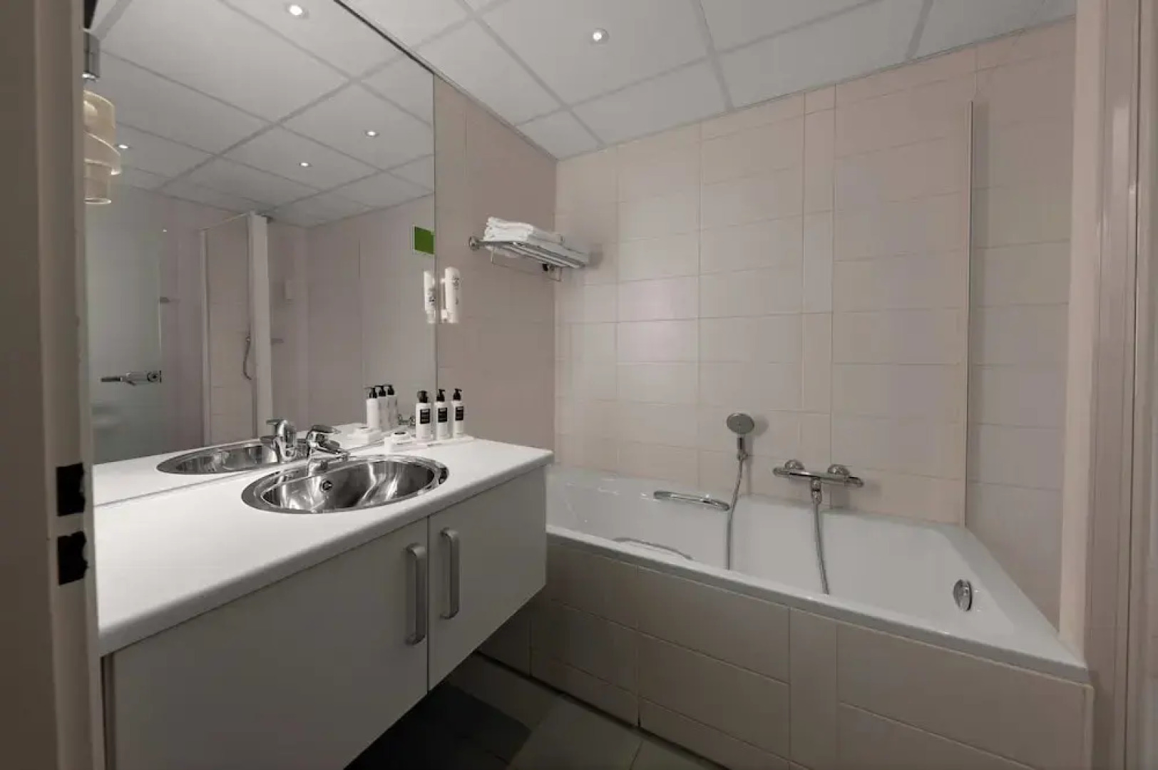 Westcord Hotel De Wadden