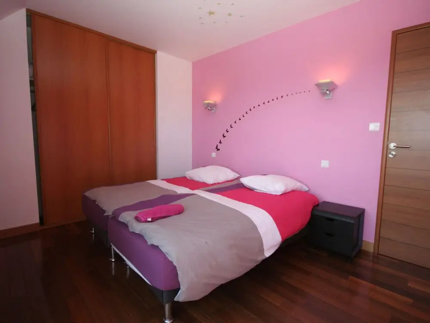 Elite Holiday Home with Private Pool in Plouhinec France