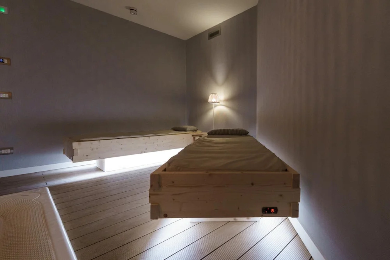 Charming Green and Blue Villa by Wonderful Italy