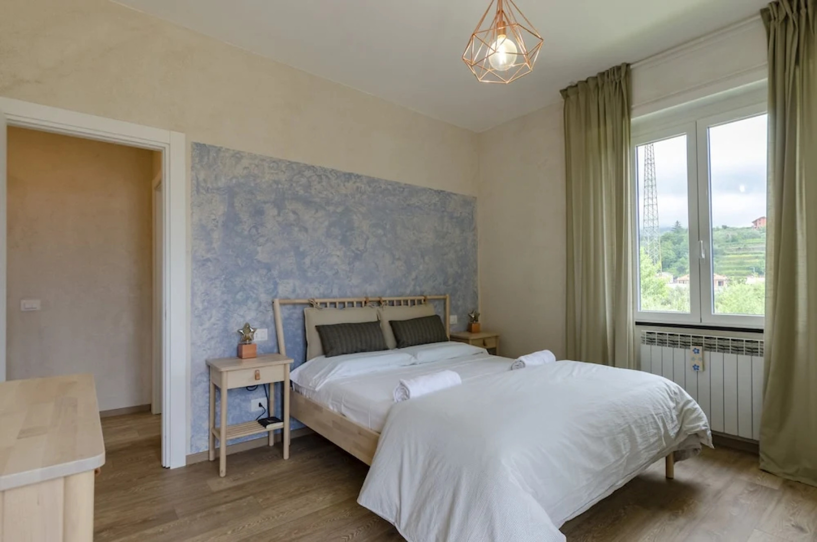 JOIVY Chic Chiavari Apt With 2 Spacious Terraces