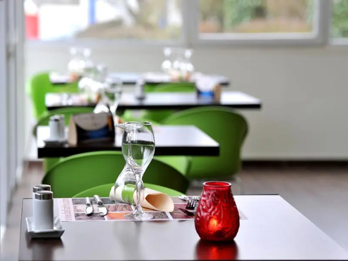 Enzo Trappes by Kyriad Direct