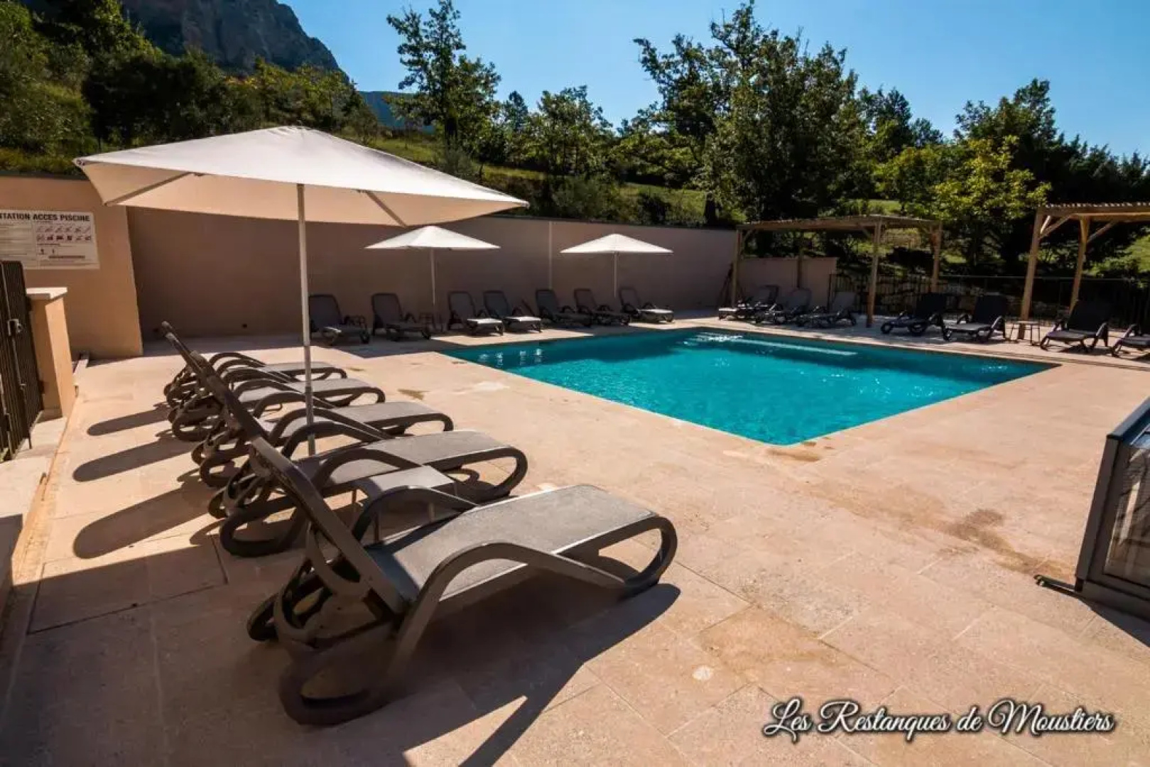 Hotel Les Restanques De Moustiers