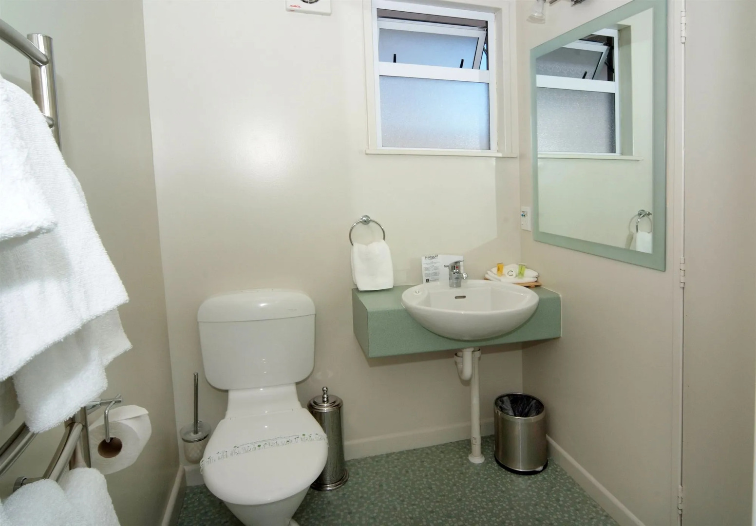 Suncourt Hotel & Conference Centre