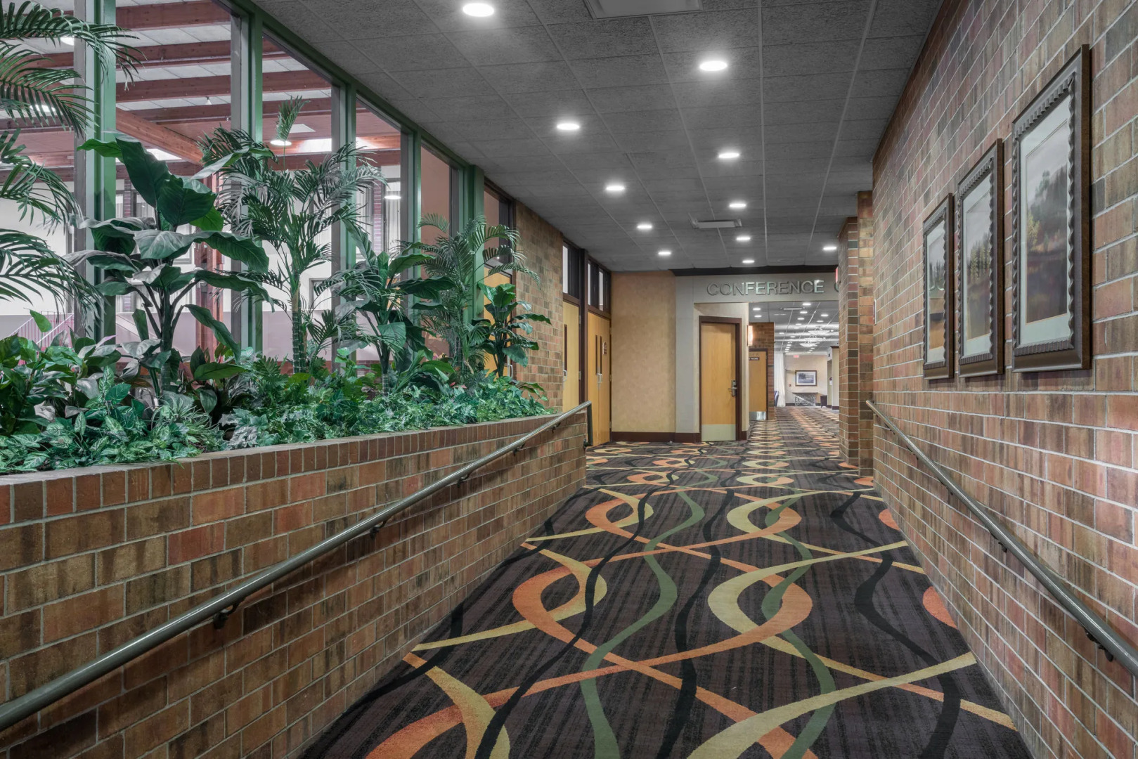 Holiday Inn & Suites St. Cloud by IHG