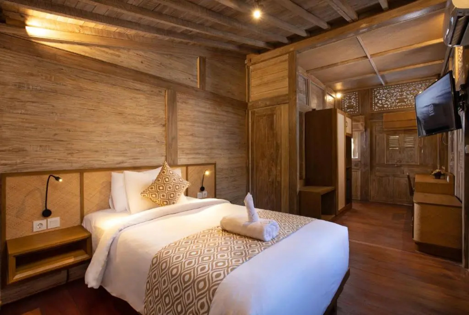 Kutus Kutus Estuary Saba Beach