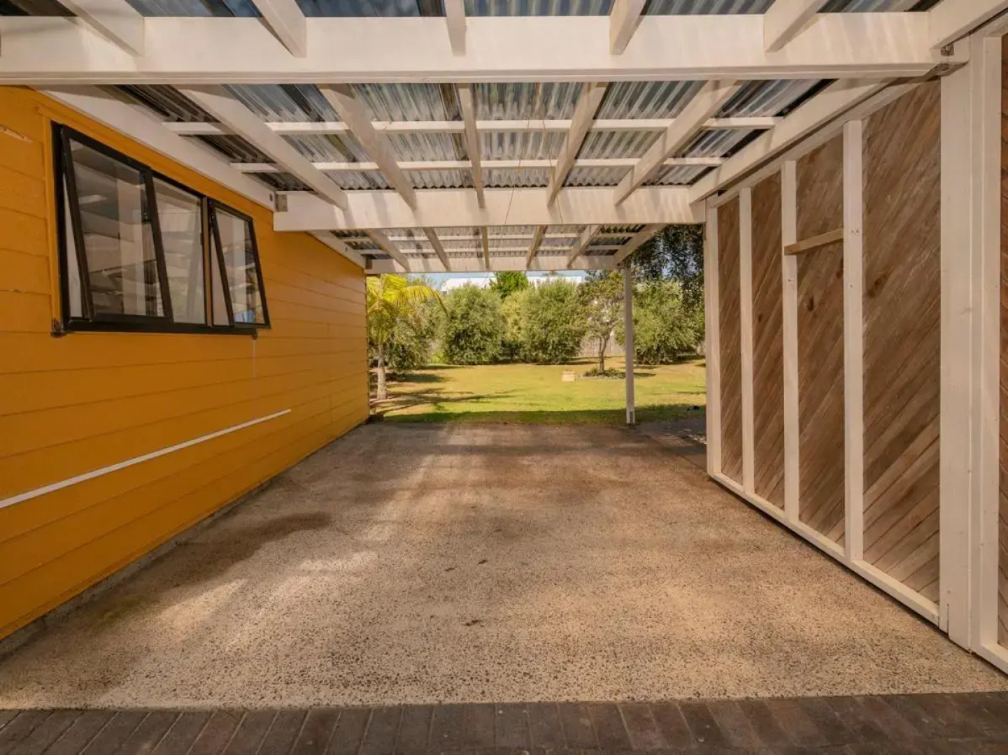 The Olive Grove Retreat - Matarangi Holiday Unit