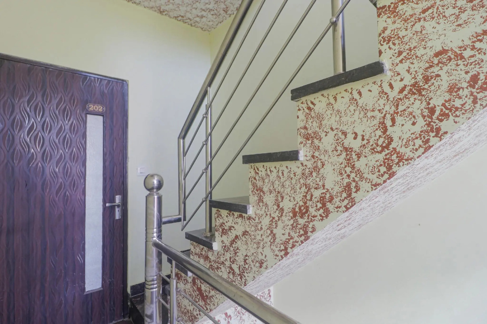 OYO Flagship 82416 Hotel President Inn