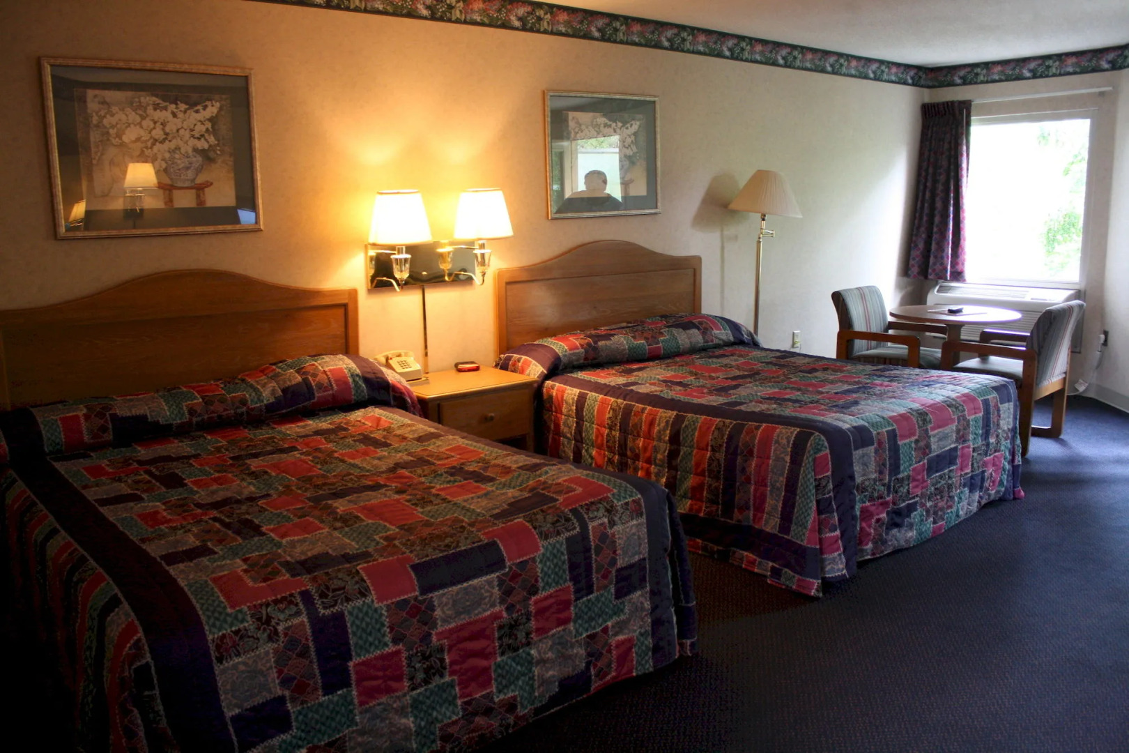 Twin Mountain Inn & Suites