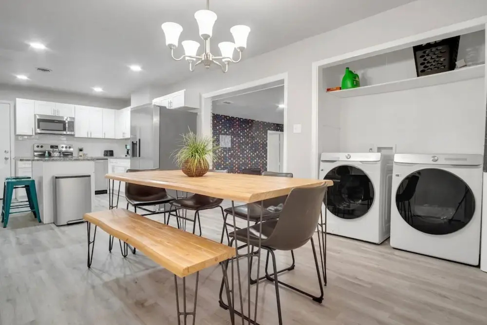 The Harmony Designer Home In Central Dfw 4 Bedroom Home by RedAwning