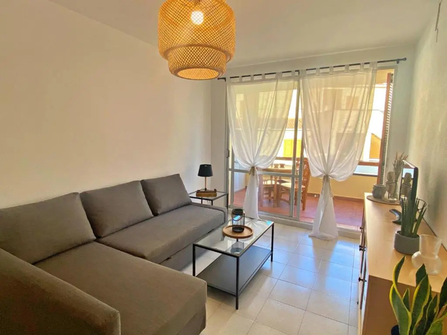 Apartamento en urbanización a 2m del mar