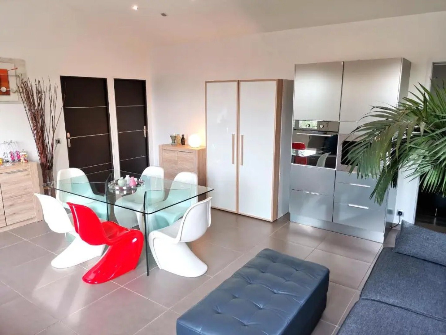 Appartement Pinede Man Yelle