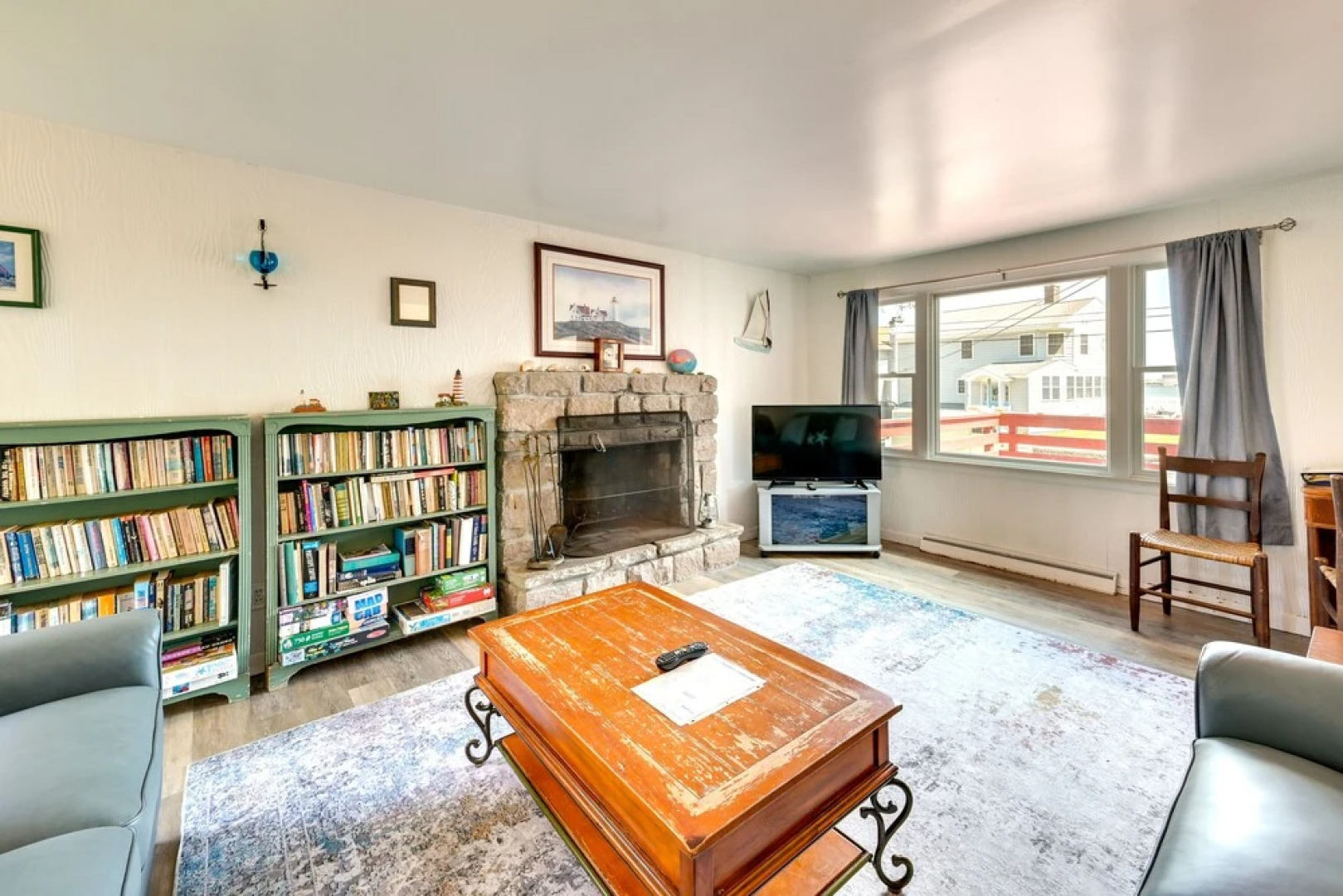 Charming Niantic Vacation Rental: Walk to Beach!