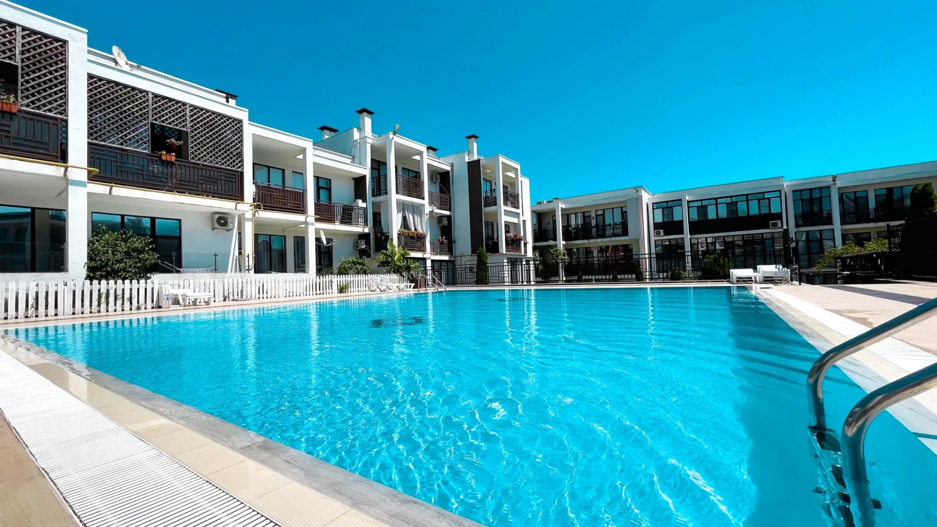 Апартаменты на переулке Ясный 10