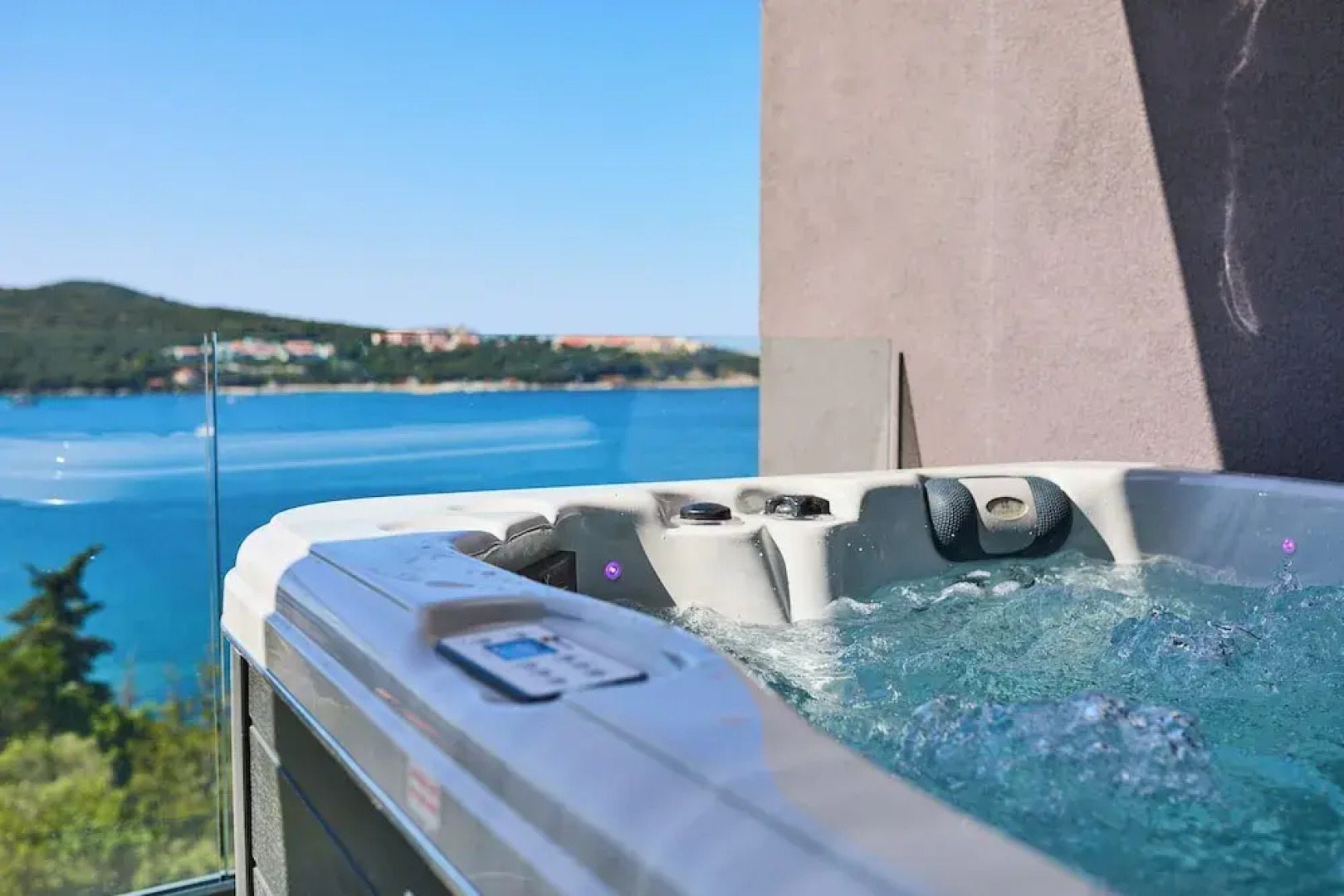 Hedera Estate, Hedera A25