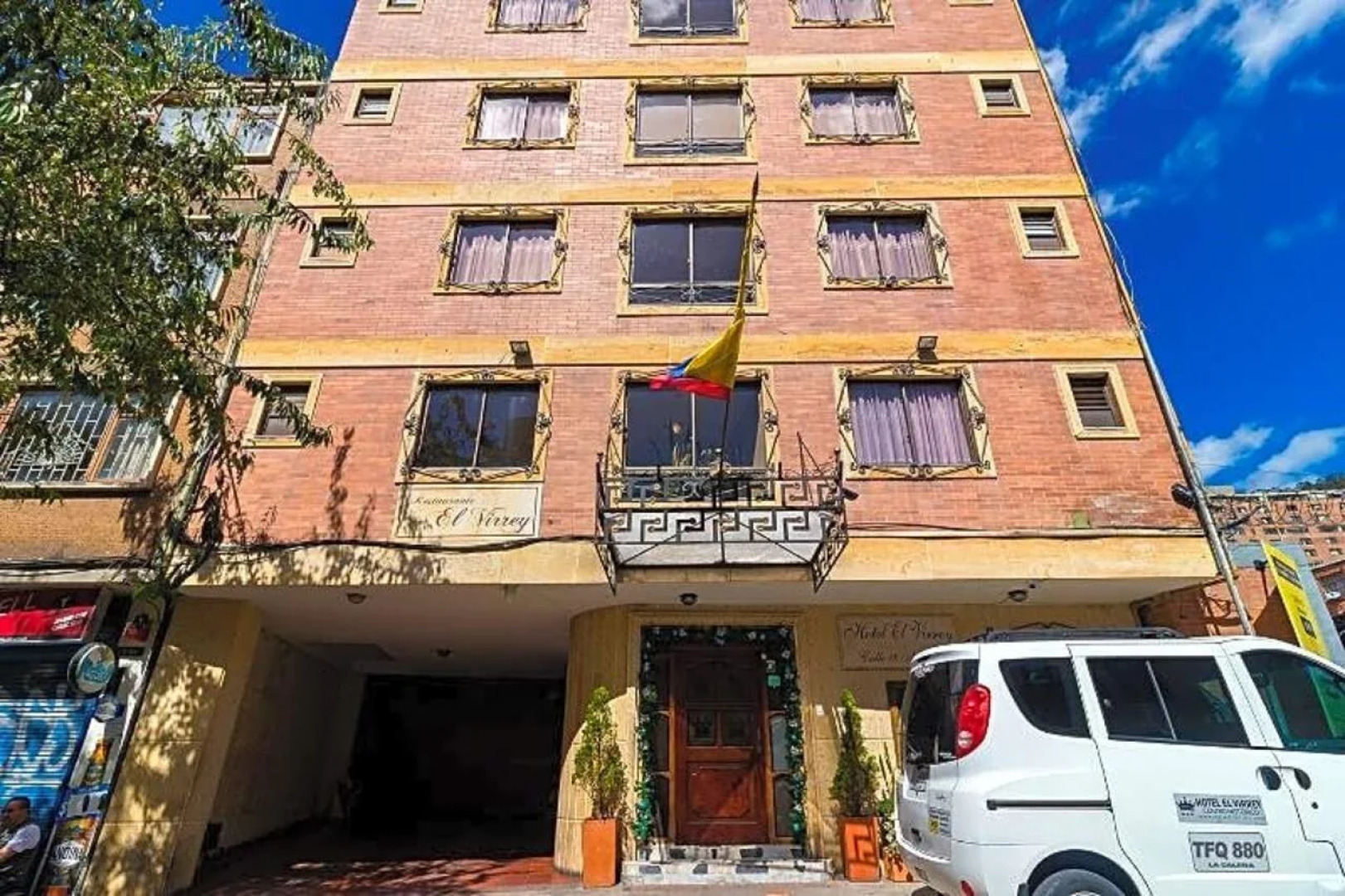 Hotel Virrey Central