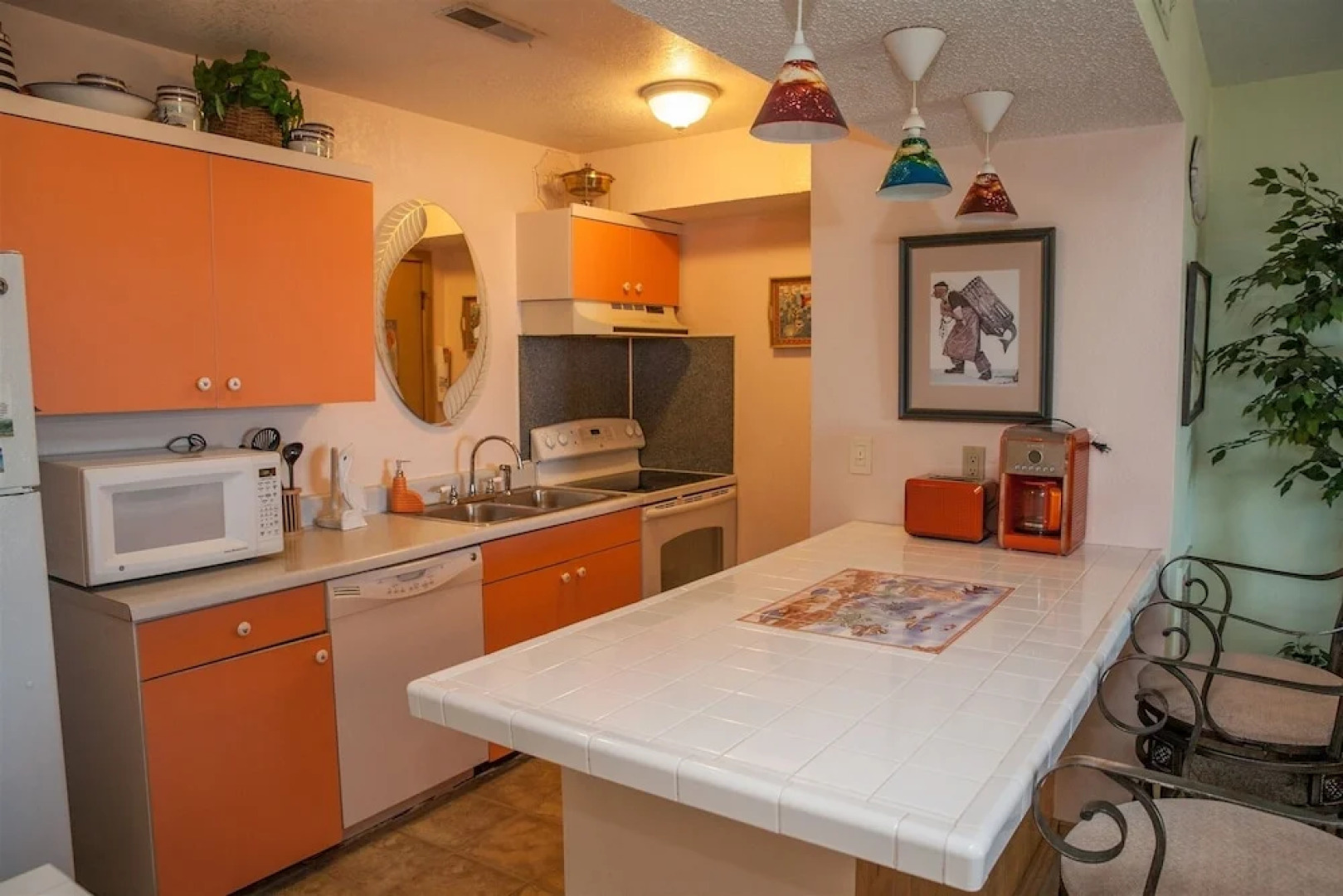 NC 12 56358-6 SW Condo by RedAwning