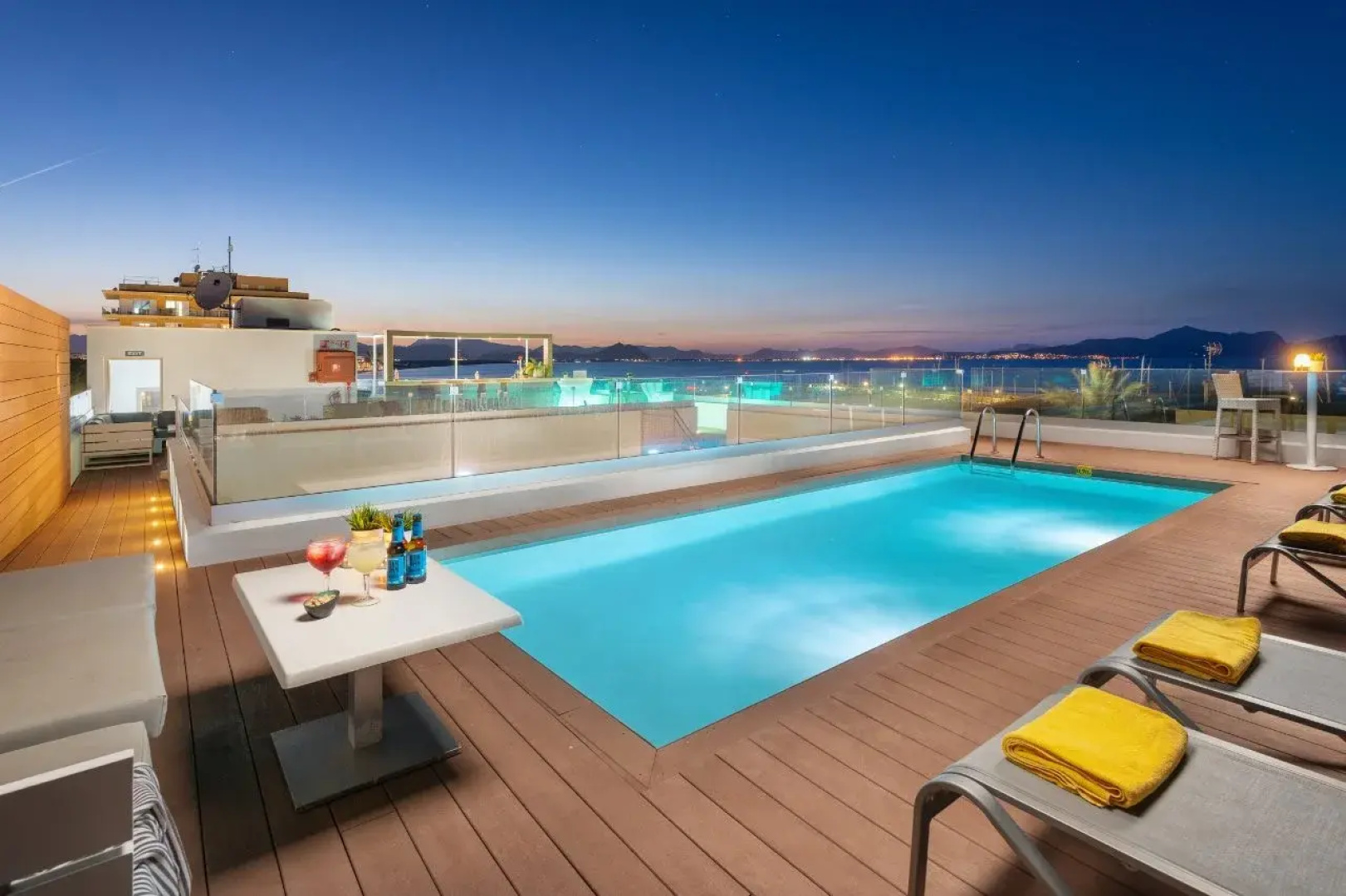 Som Llaut Boutique Hotel