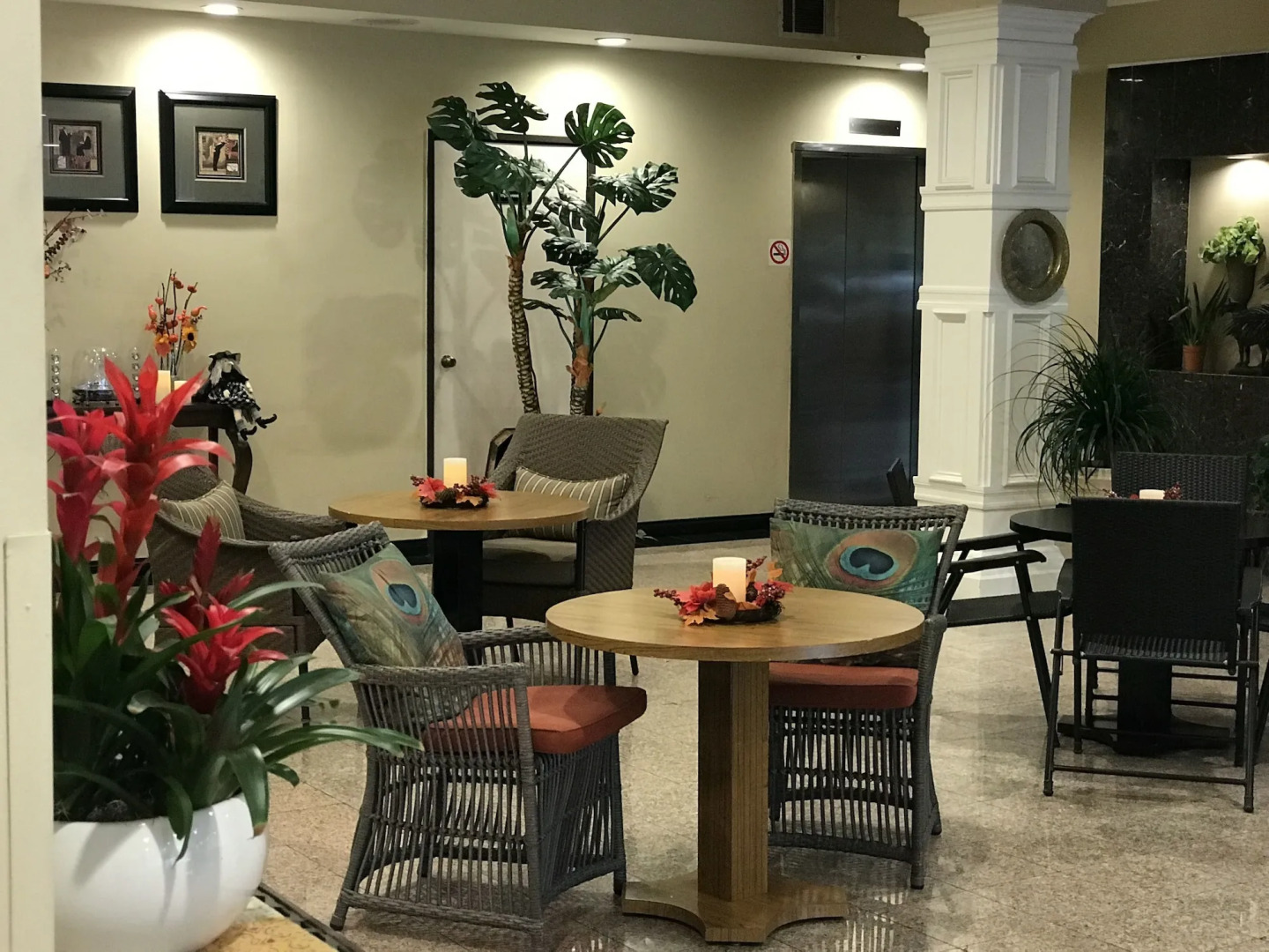 GreenTree Inn & Suites Alhambra