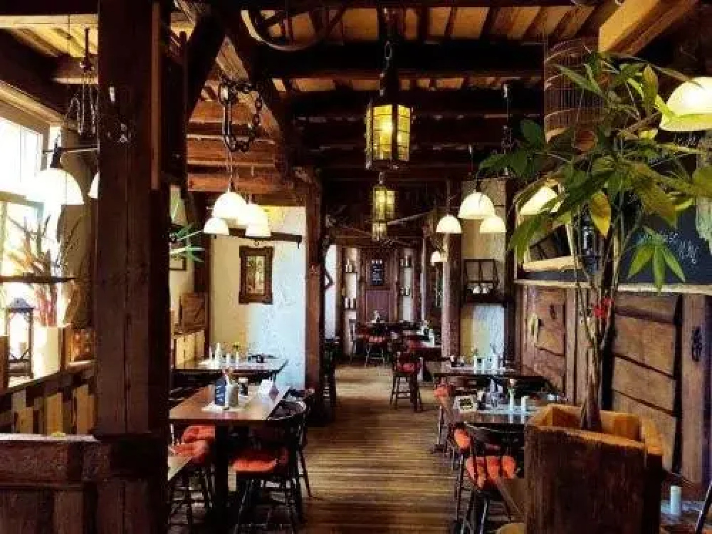 Schnitzelschmiede & Pension Bäumchen