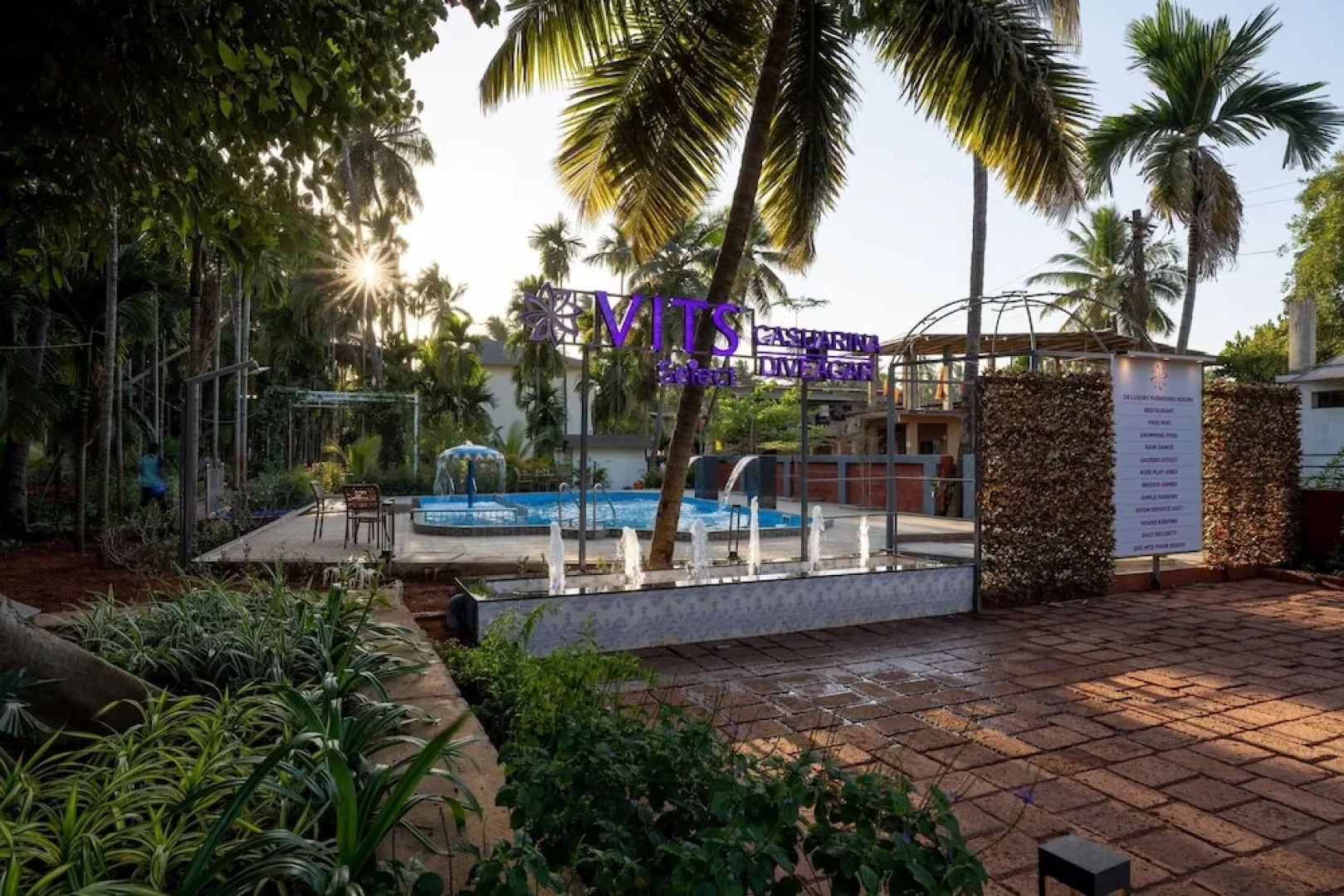 VITS Select Casuarina Diveagar