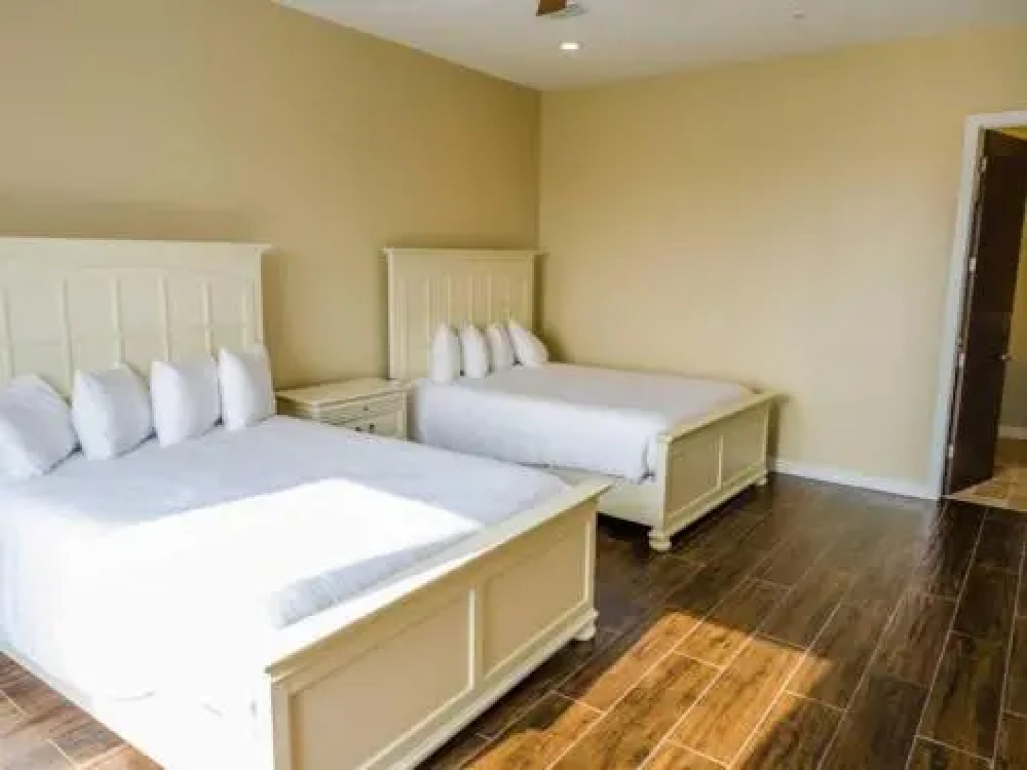 Beachfront Condo Unit 3