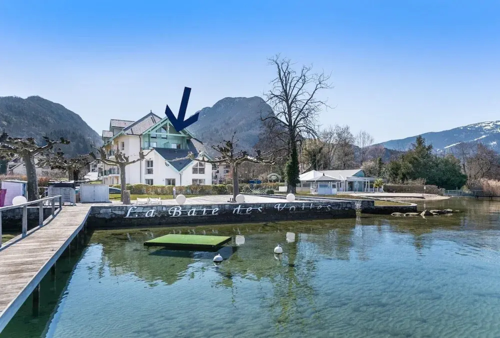Baie DES Voiles - #203 Duplex Pieds Dans L'eau