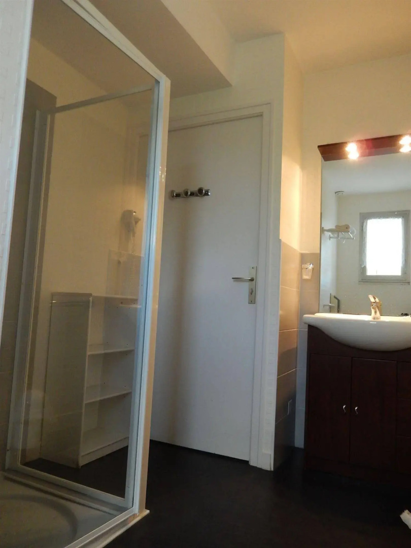 Logis Hôtel Lodge la Valette