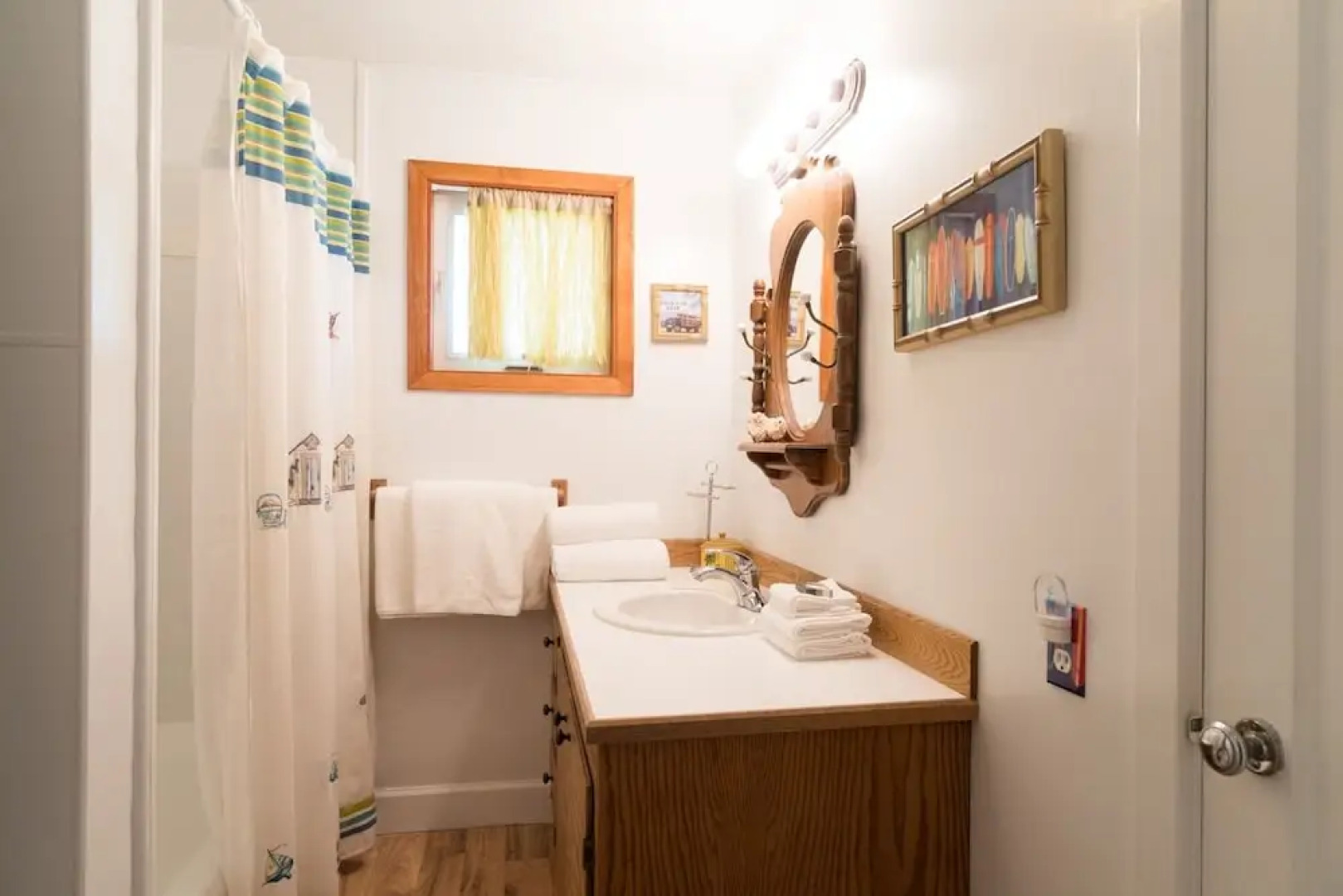 Surfers Cove 3 Br home by RedAwning