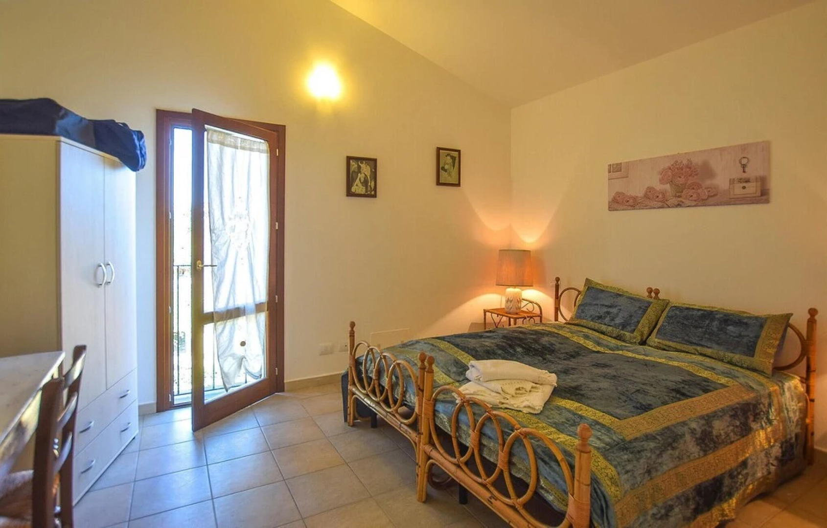 Beautiful Home in Orentano With 2 Bedrooms and Wifi
