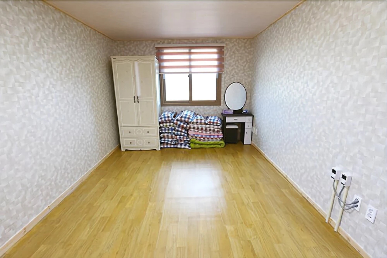 Jindo Sansaesori Pension