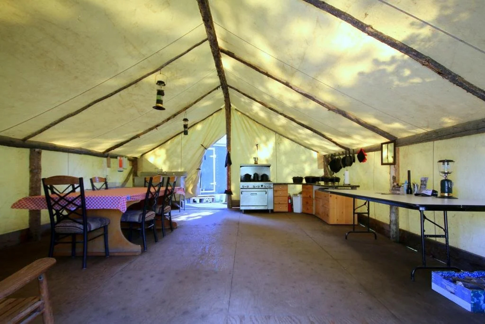 Bedroll and Breakfast - Campground