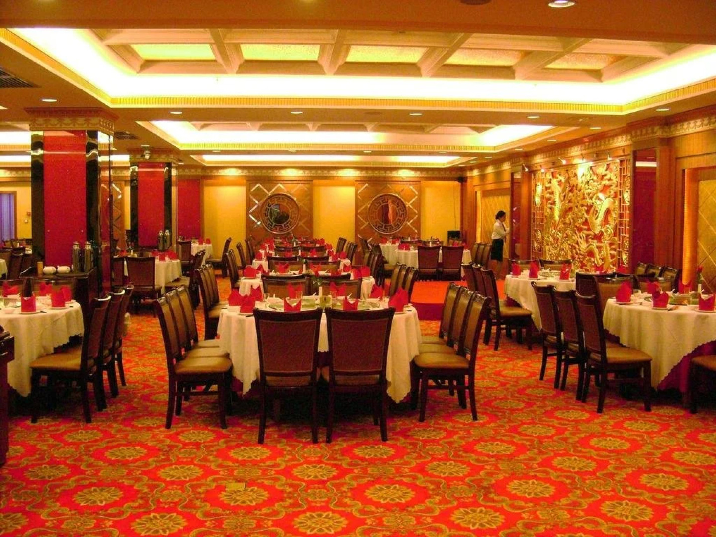 Jiujiang Huaqi Holiday Hotel