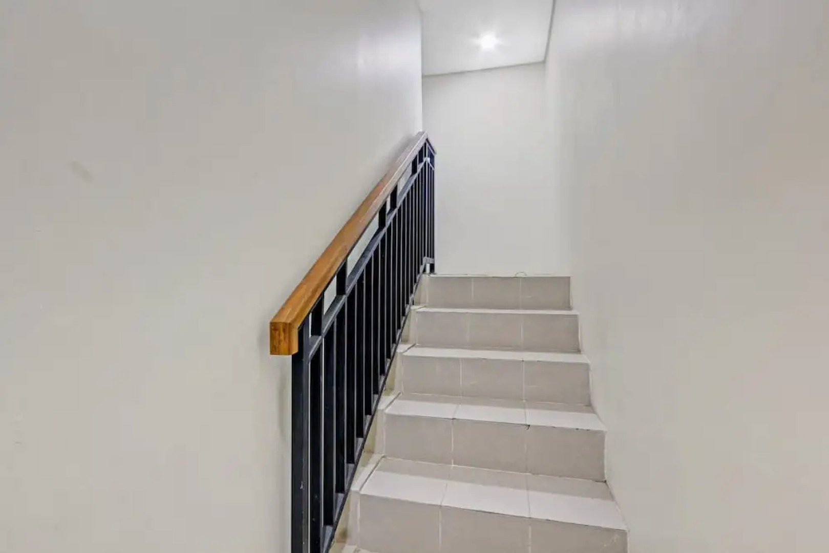 Capital O 90811 Myhome