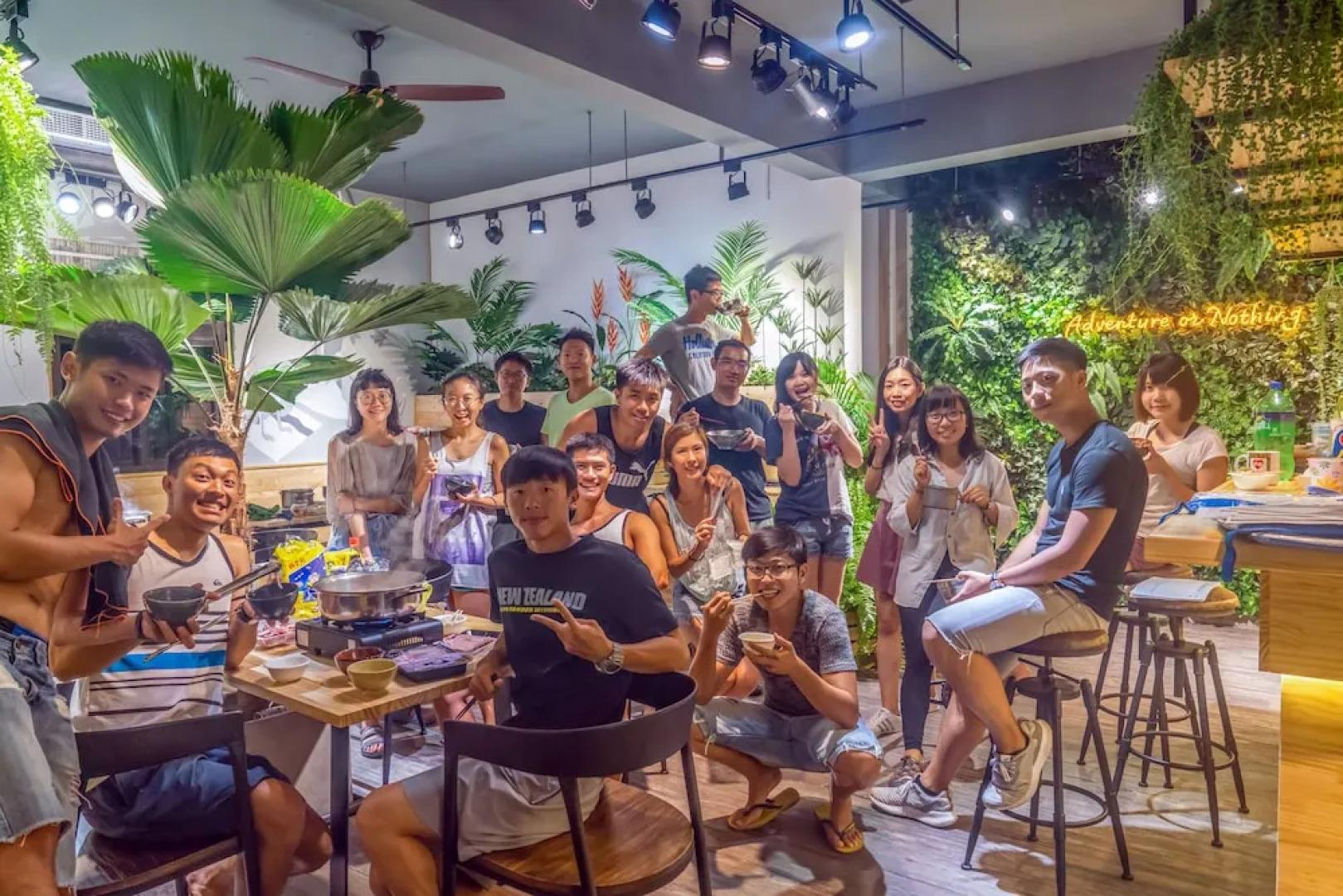 OFUCOS Diving Hostel