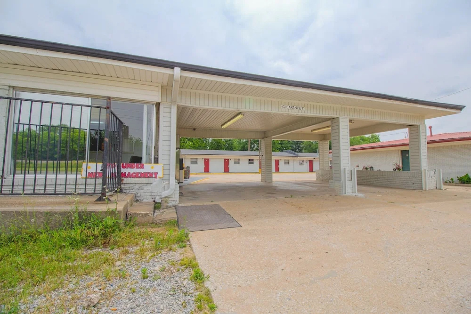 OYO Hotel McAlestar OK S Main St