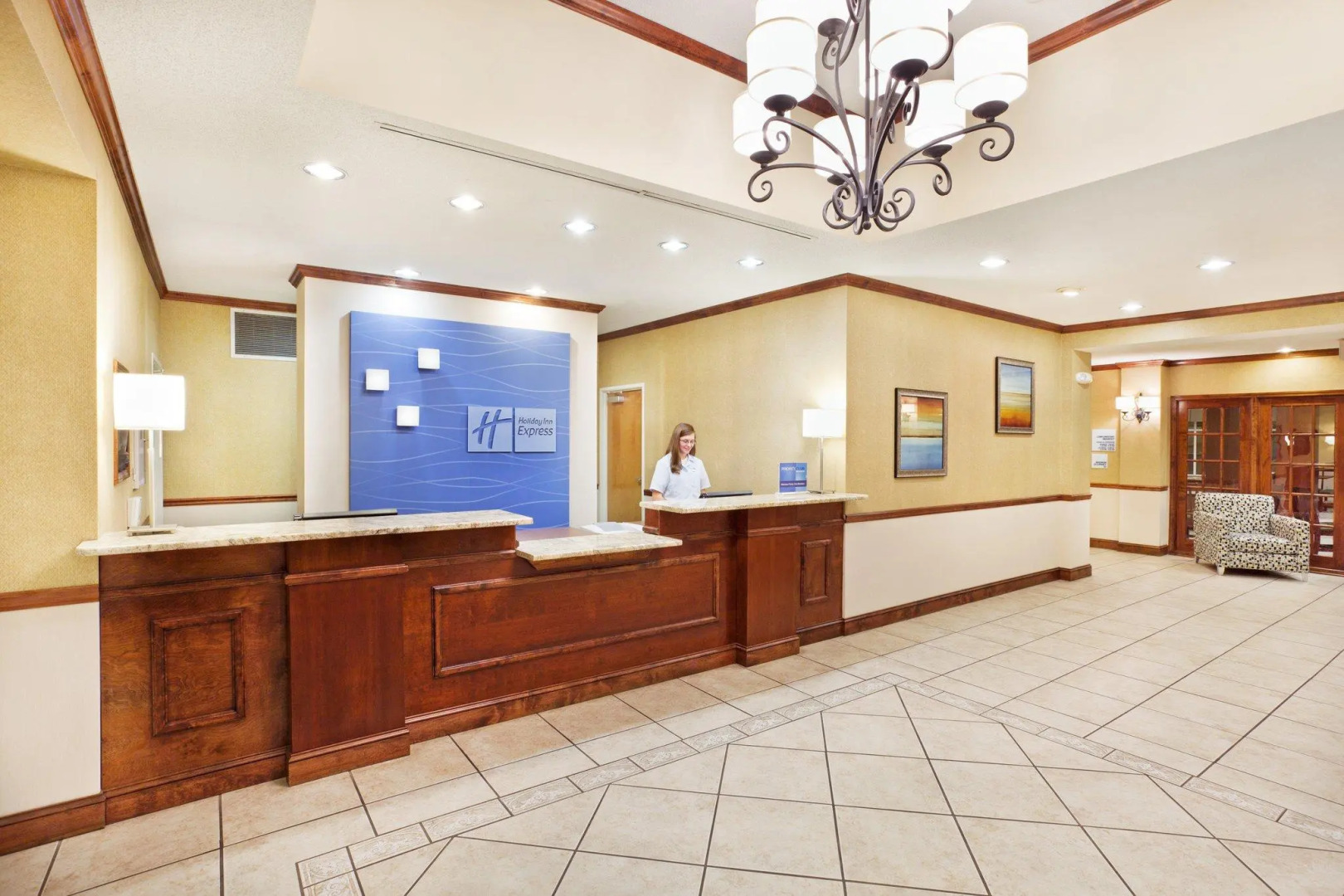 Holiday Inn Express & Suites Sylva - Western Carolina Area by IHG
