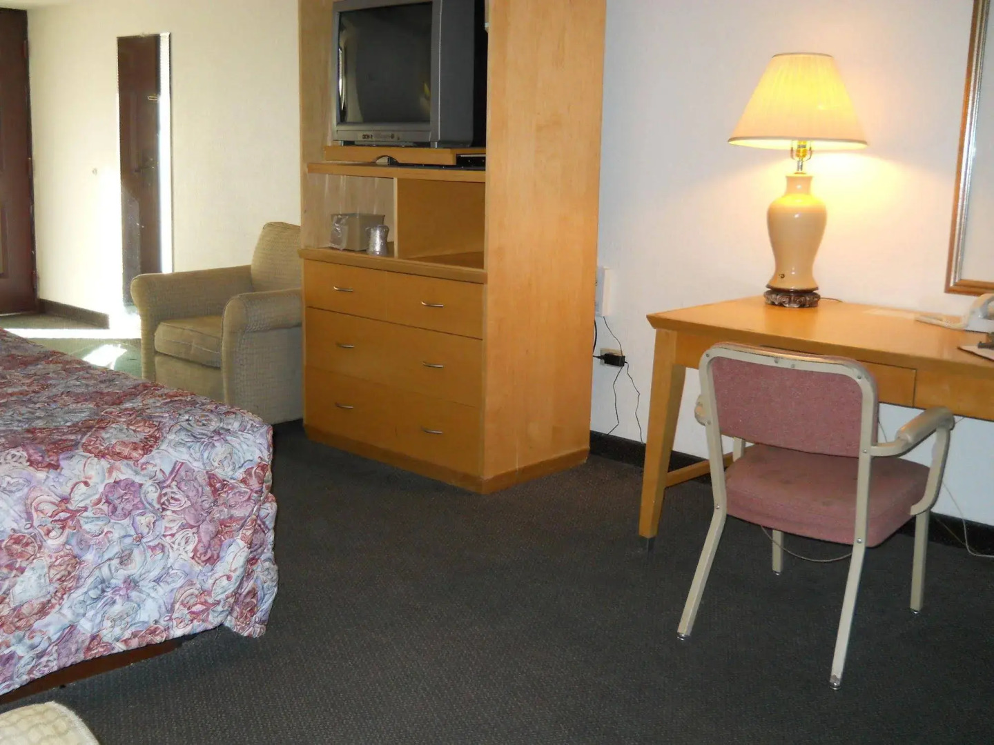 The Cactus Cove Inn and Suites