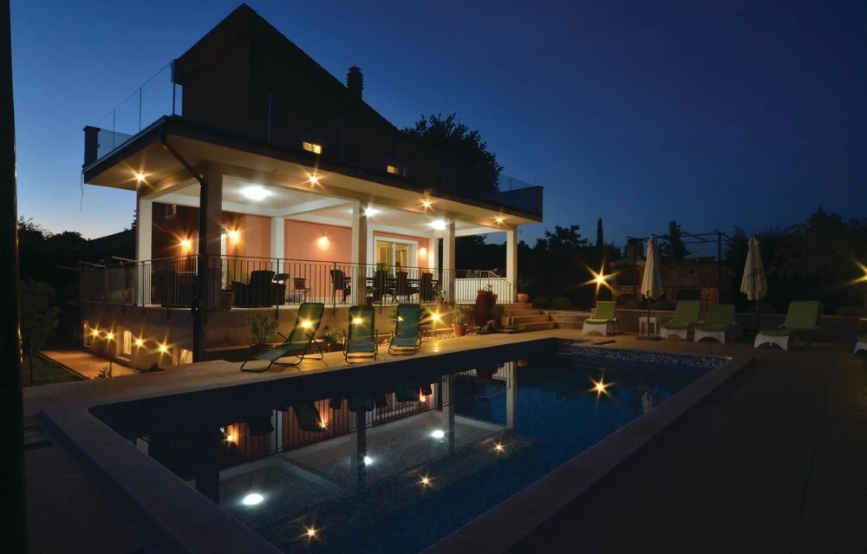 Nice Home in Kanfanar With Wifi and 4 Bedrooms