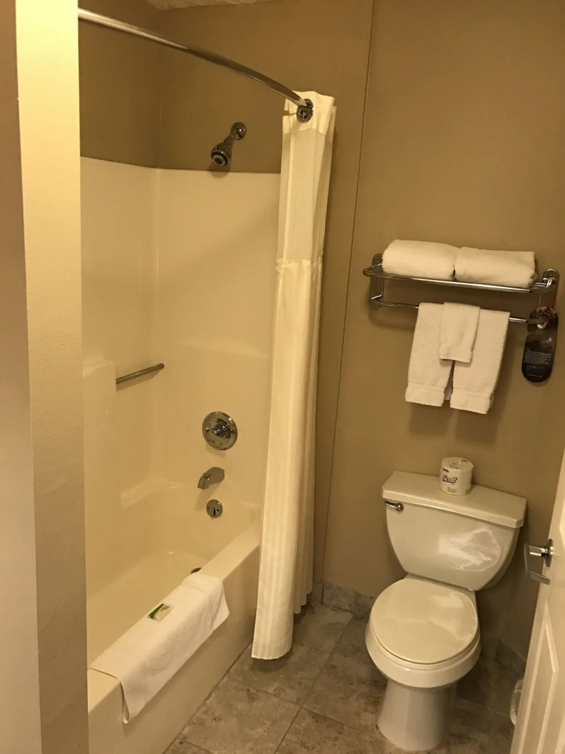 CrestHill Suites SUNY University Albany