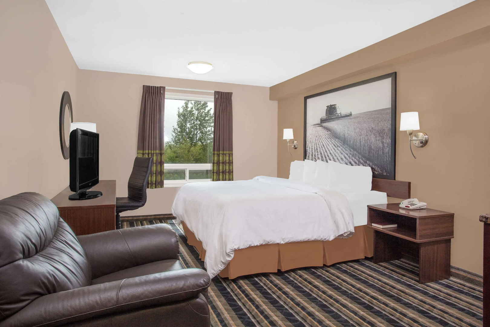 Super 8 by Wyndham Brandon MB