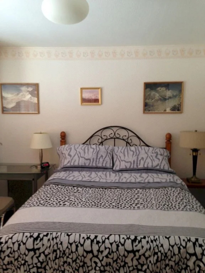 Golden Umbrella Bed and Breakfast