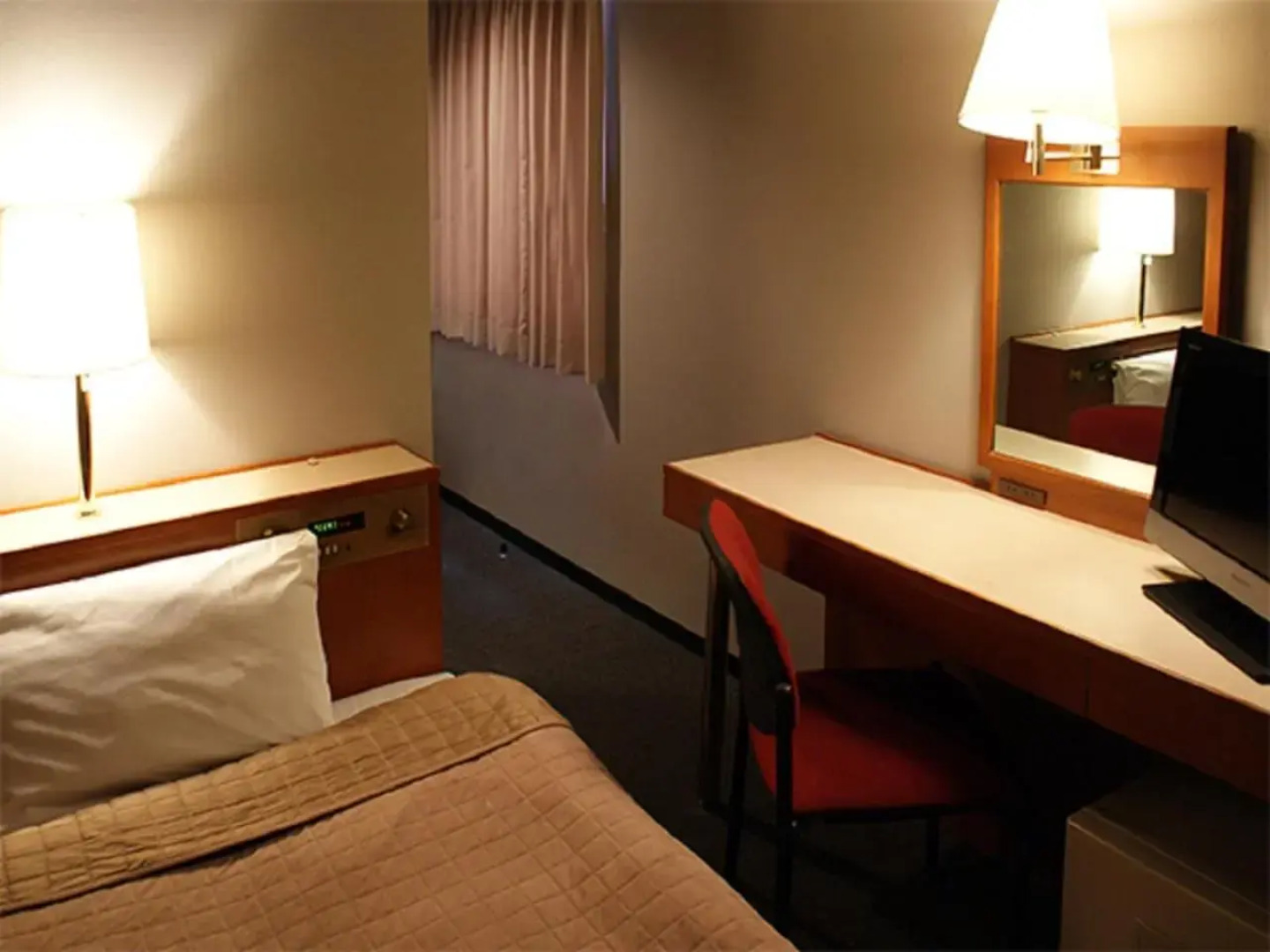 HOTEL LiVEMAX Hiratsuka Ekimae