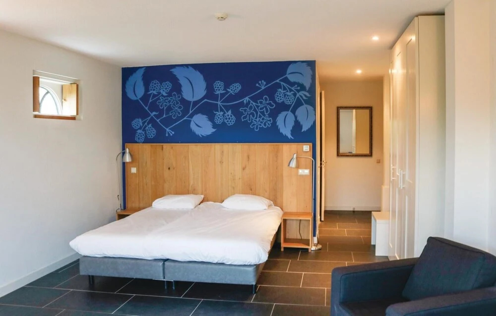Amazing Home in Zuidoostbeemster With 5 Bedrooms and Wifi