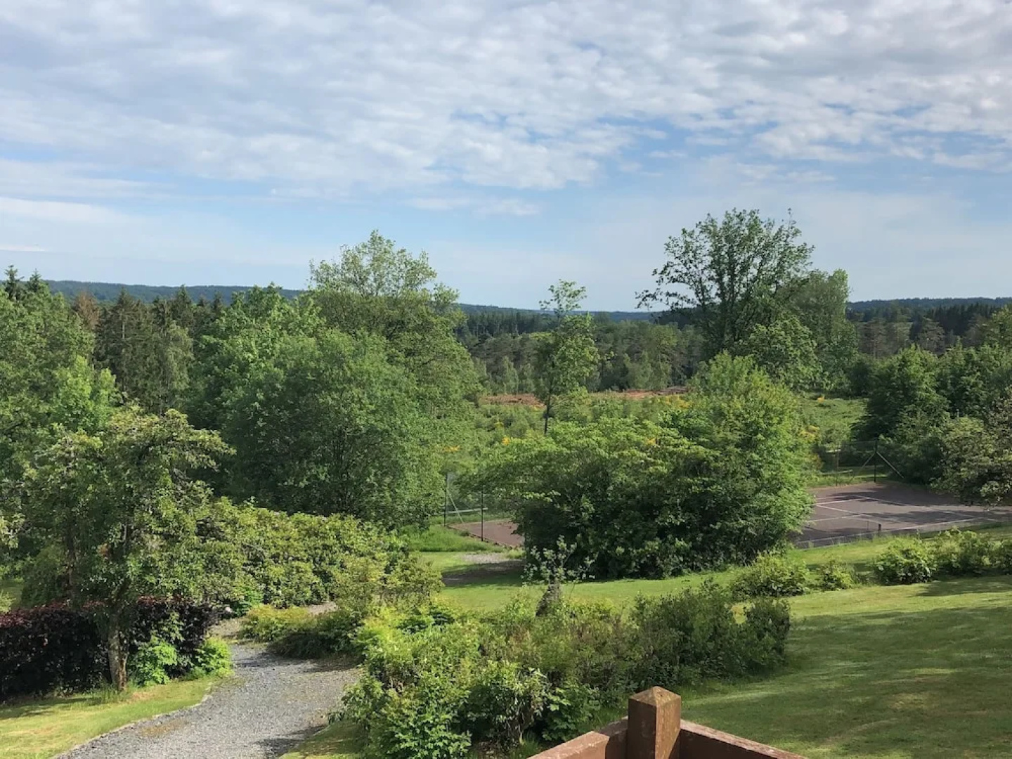 Spacious Holiday Home in Herbeumont near Forest